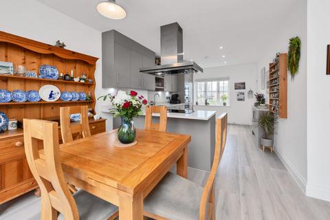 4 bedroom detached house for sale, Walnut Drive, Ely CB6