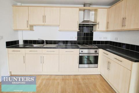 2 bedroom apartment to rent, Landmark House, Broadway, Bradford, BD1