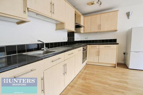 2 bedroom apartment to rent, Landmark House, Broadway, Bradford, BD1