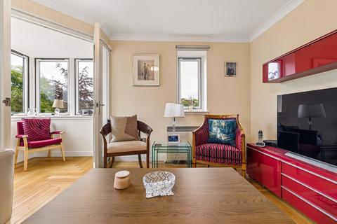 1 bedroom apartment for sale, Fenwick Place, Giffnock, Glasgow, East Renfrewshire