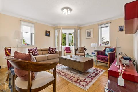 1 bedroom apartment for sale, Fenwick Place, Giffnock, Glasgow, East Renfrewshire