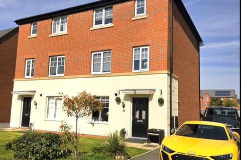 Semi-detached house - Devana Gardens, CHESTER, Cheshire, CH4