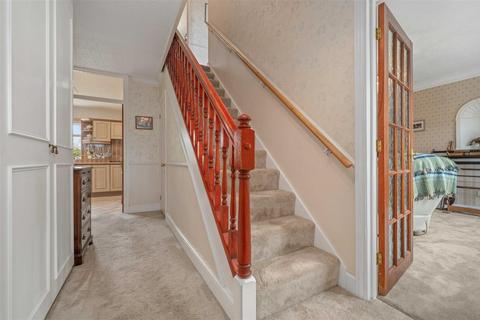 4 bedroom detached house for sale, Shutt Lane, Solihull B94