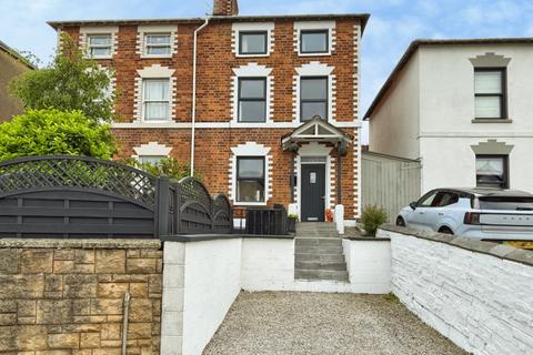 undefined, Bath Road, Stroud