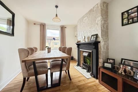 undefined, Bath Road, Stroud