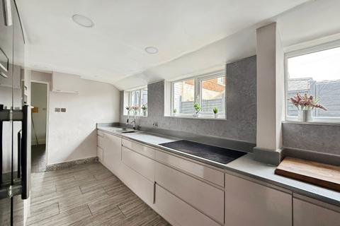 undefined, Bath Road, Stroud
