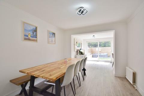 3 bedroom semi-detached house for sale, Holliers Close, Thame