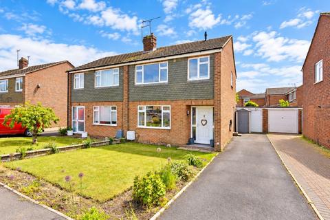 3 bedroom semi-detached house for sale, Holliers Close, Thame