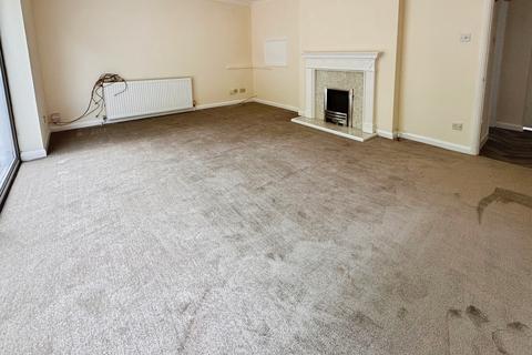 3 bedroom detached bungalow for sale, Alan Close, Leicester, Leicestershire. LE4 7QW
