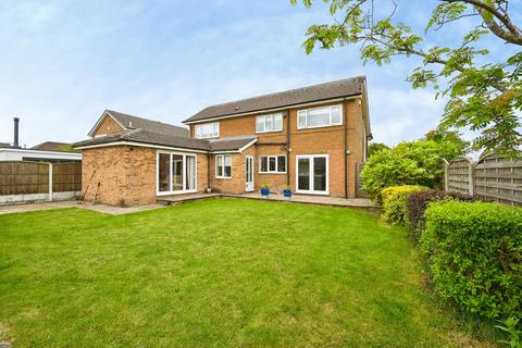 4 bedroom detached house for sale, Rooley Avenue, Sutton-in-Ashfield, NG17