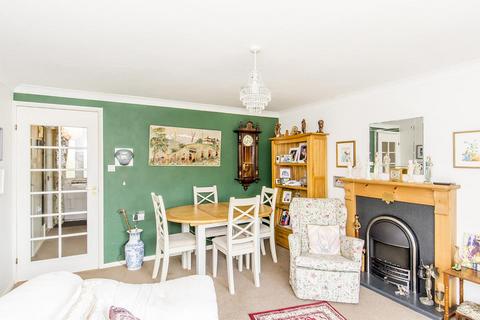2 bedroom terraced bungalow for sale, Saxon Close, Market Harborough