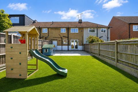 3 bedroom terraced house for sale, Peters Avenue, London Colney, St. Albans