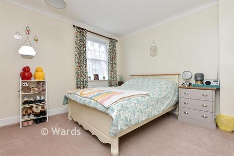 3 bedroom semi-detached house for sale, Solar Court, Ramsgate CT11