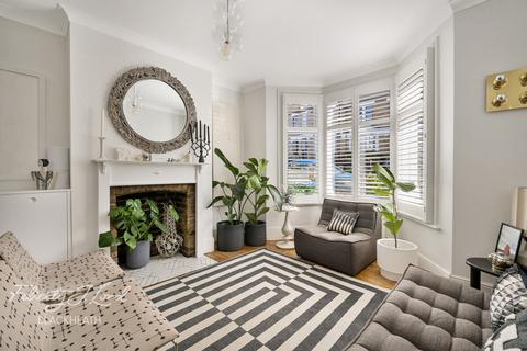 Nithdale Road, London