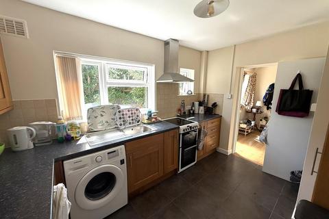 2 bedroom semi-detached bungalow for sale, London Road, Chippenham