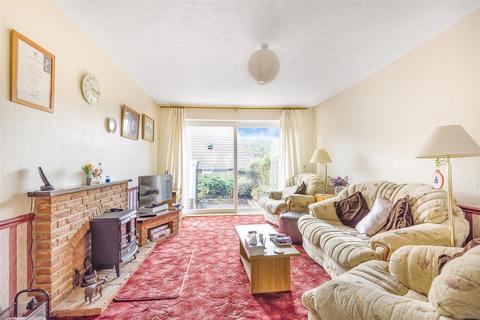 3 bedroom chalet for sale, Wellington Road, Newhaven