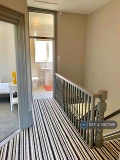 1 bedroom in a house share to rent, Wadham Road, Portsmouth, PO2