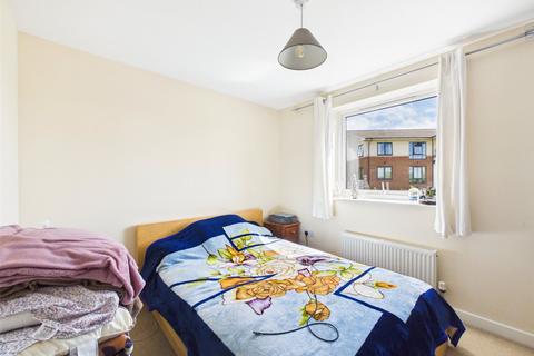 undefined, Longhorn Avenue, Gloucester, Gloucestershire, GL1