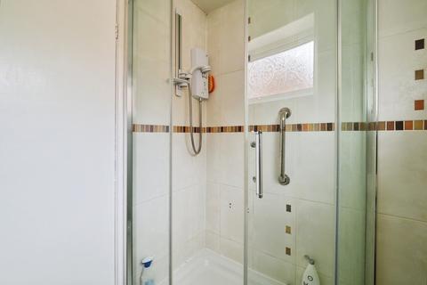 2 bedroom bungalow for sale, Chesham Drive, Bramcote, Nottingham, NG9