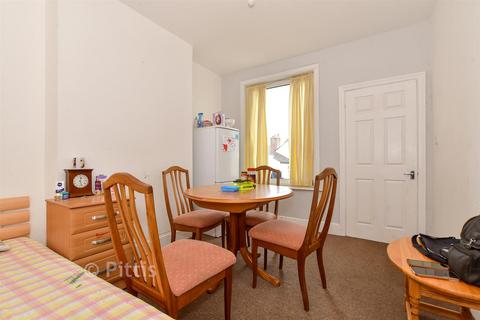 4 bedroom terraced house for sale, Newcomen Road, Sandown PO36