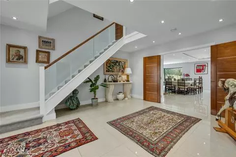 5 bedroom detached house for sale – pohled 2