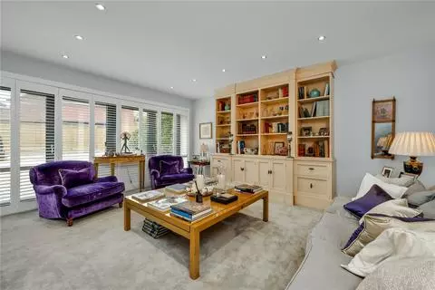 5 bedroom detached house for sale – pohled 3