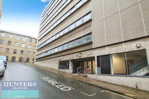 Studio to rent, Olicana House, Chapel Street, Bradford, BD1