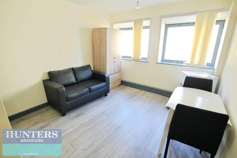 Studio to rent, Olicana House, Chapel Street, Bradford, BD1