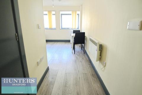 Studio to rent, Olicana House, Chapel Street, Bradford, BD1