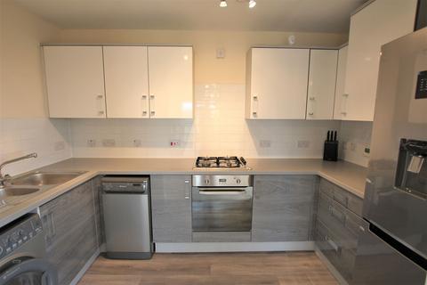 2 bedroom flat to rent, Millward Drive, Bletchley, MK2