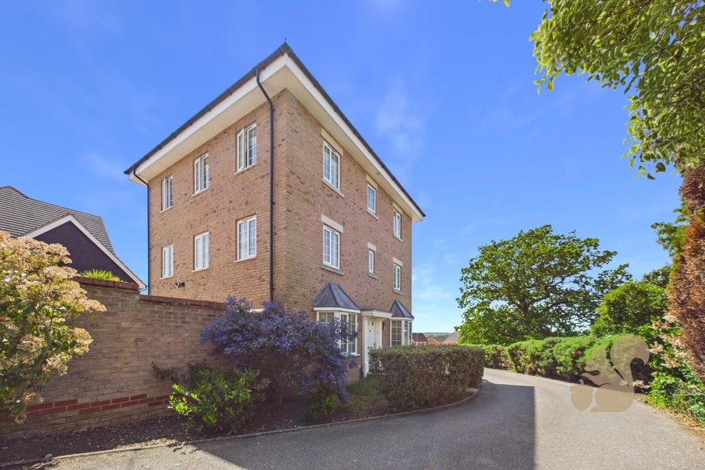 5 bedroom detached house for sale in Stowmarket on OnTheMarket 5 bedroom detached house for sale in Stowmarket on OnTheMarket