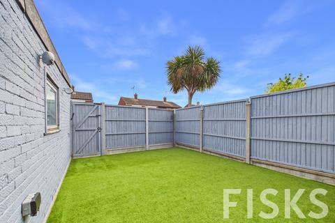 3 bedroom semi-detached house for sale, Overton Road, Benfleet, SS7