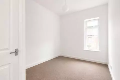 House in Walsall, Birchills - View 2