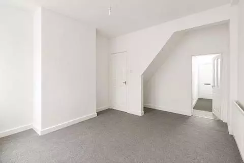 House in Walsall, Birchills - View 3