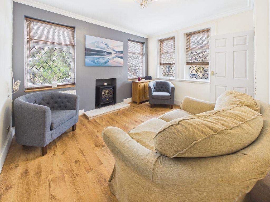 Front lounge