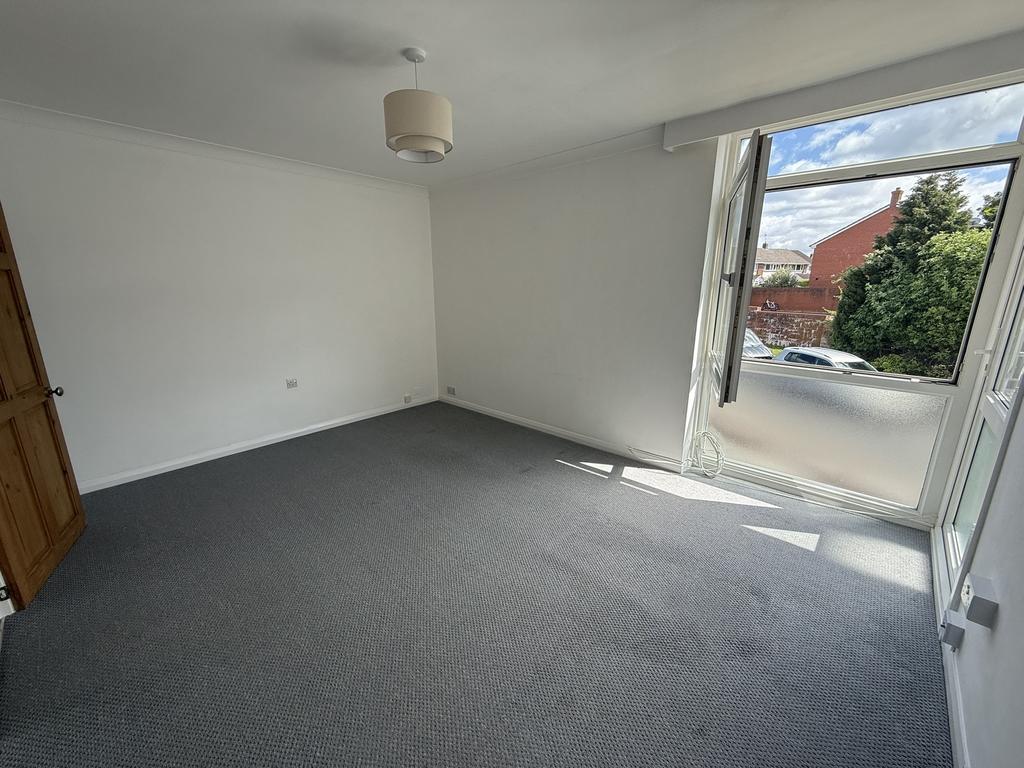 2 bedroom apartment to rent