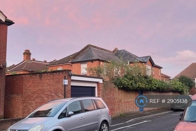 House in Southampton, Waterside Park, Woolston - View 3