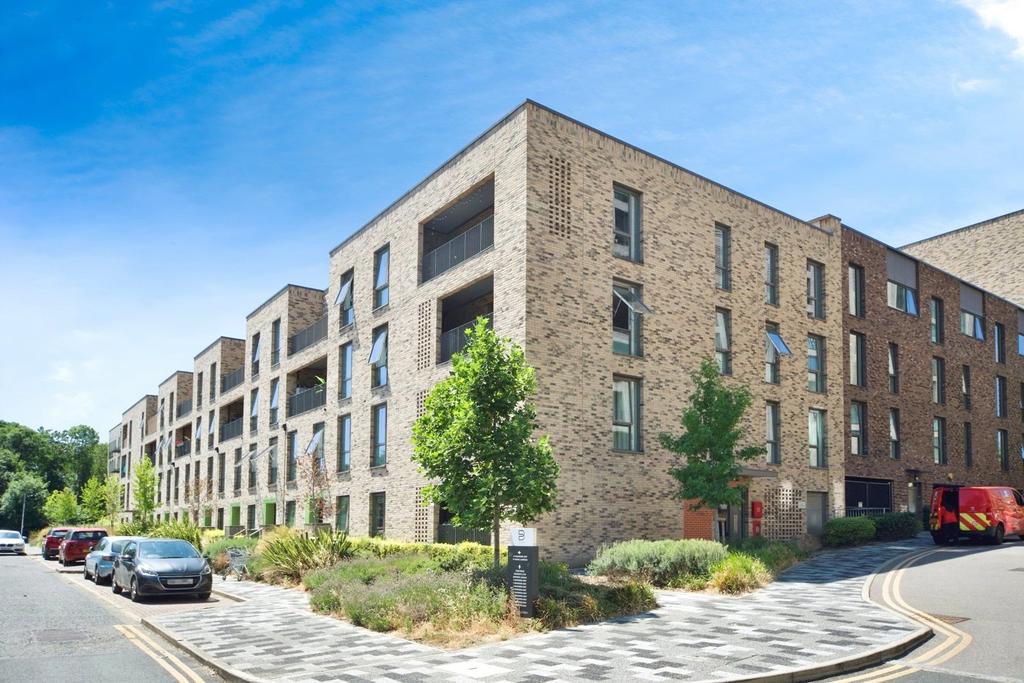 1 bedroom flat for sale