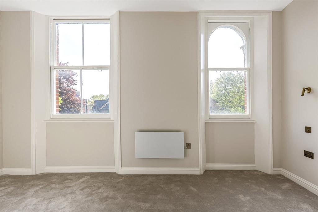 Apartment in Richmond, Petersham - More