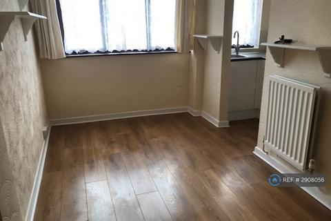 Studio to rent, The Green, Handsacre, Rugeley, WS15
