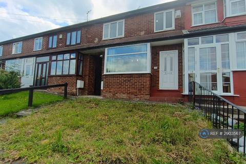 3 bedroom terraced house to rent, Broomhall Road, Manchester, M9