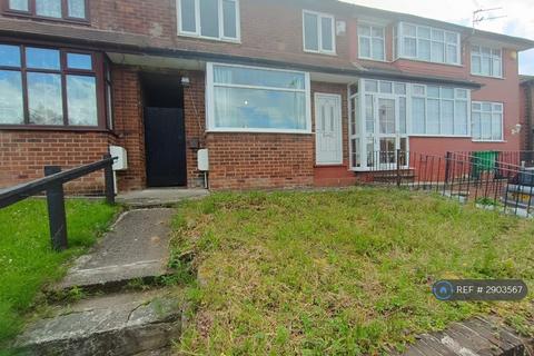 3 bedroom terraced house to rent, Broomhall Road, Manchester, M9