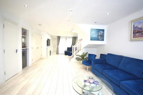 4 bedroom townhouse for sale, Crown Green Mews, Pellatt Road