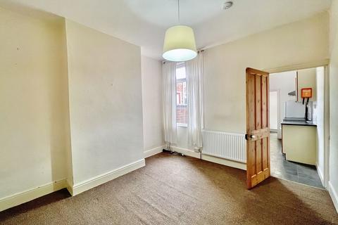 3 bedroom terraced house to rent, Farman Road, Coventry, CV5 6HQ
