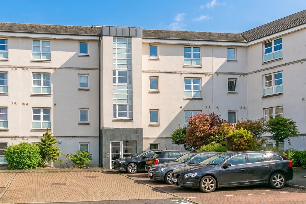 Chesser Crescent, Chesser, Edinburgh, EH14