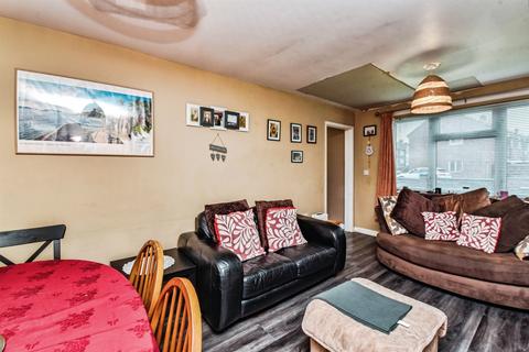 3 bedroom semi-detached house for sale, Mayenne Place, DEVIZES