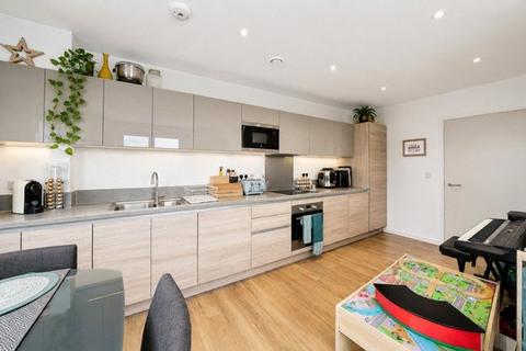 2 bedroom flat for sale, Edwin Street, LONDON, London, E16