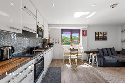 2 bedroom apartment for sale, London Road, Cheam, Sutton