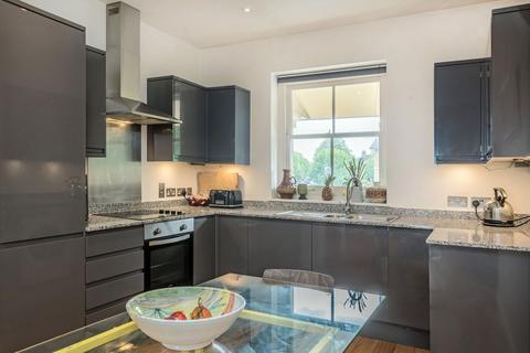 3 bedroom house for sale, Lewisham Way, Brockley