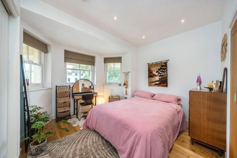 3 bedroom house for sale, Lewisham Way, Brockley